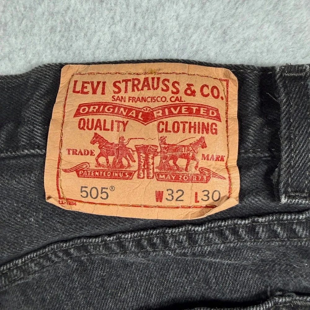 Levis 505 Regular Fit Black Denim Jeans Mens 32x30 Straight Leg Fits 30x29 y2k